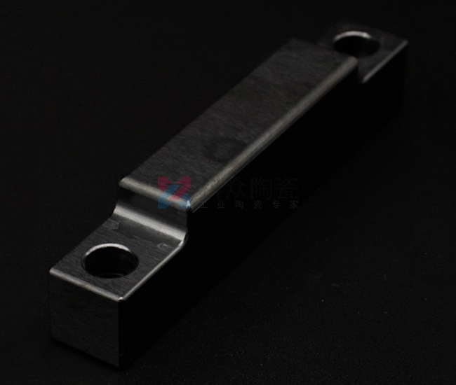 不同材質的黑色陶瓷有些什么特點呢?(圖)